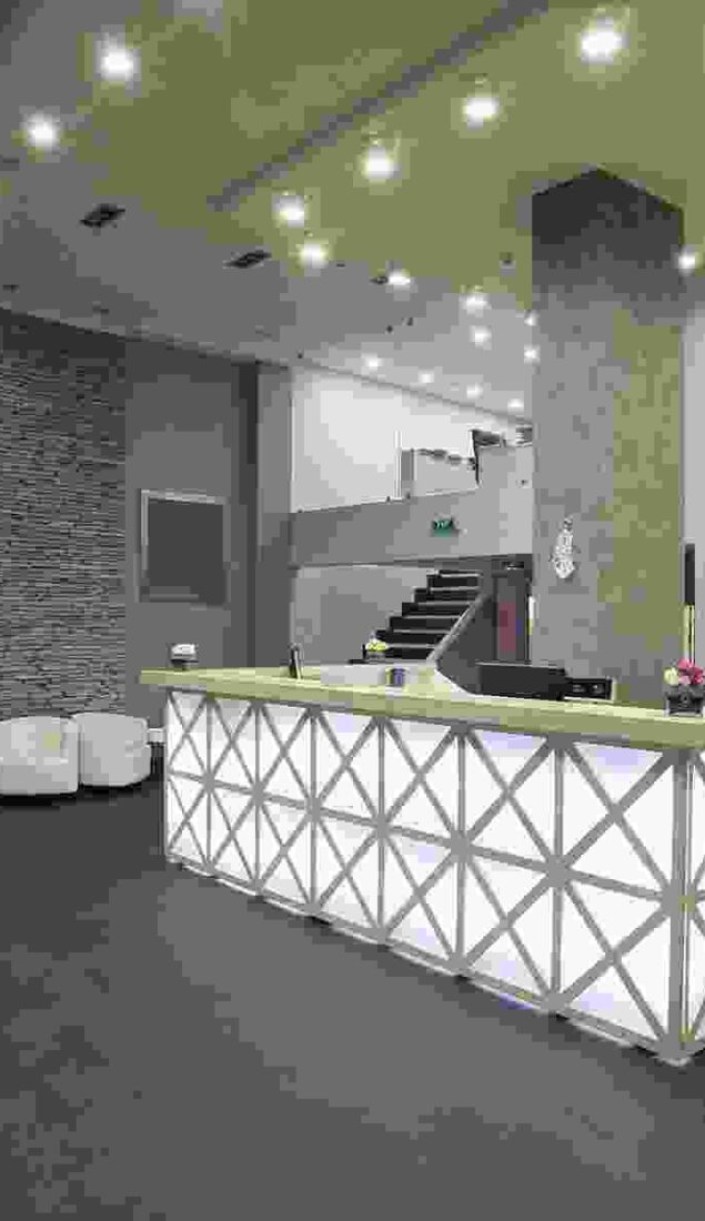 Wooden clock sans hands